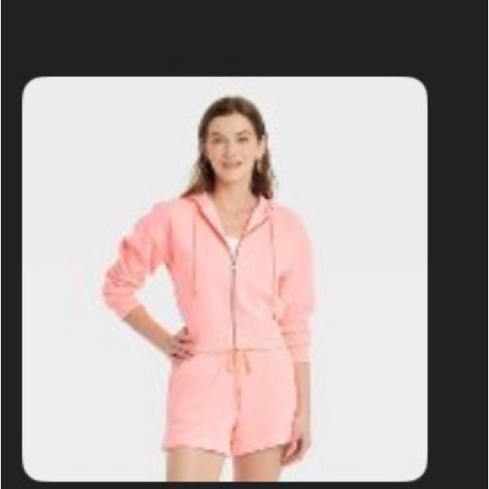 Universal thread Coral Zip-Up Hoodie and Shorts Set
Size XS